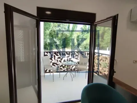 Rent, house, 140m², Velje Brdo, Podgorica - image 13