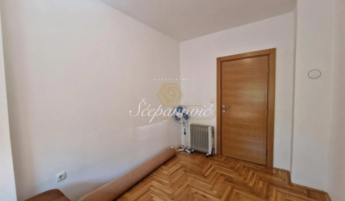 Sale, three bedroom apartment, 63m², Rotkvarija, Novi Sad Sve Podlokacije