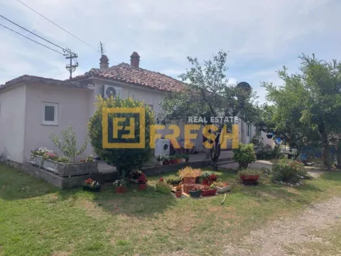 Sale, house, 90m², Danilovgrad, Crna Gora