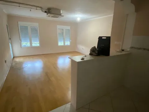Rent, two bedroom apartment, 69m², Ljubović, Podgorica - image 5