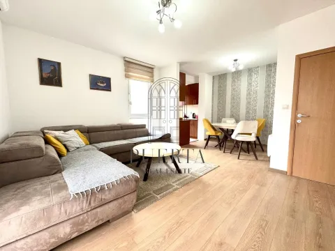 Izdavanje, dvosoban stan, 65m², Zagorič, Podgorica - image 2