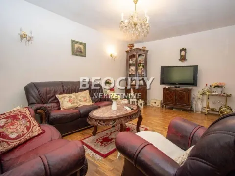 Sale, house, 186m², Novi Grad, Subotica - image 10