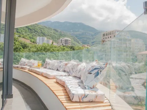 Prodaja, dvosoban stan, 73m², Budva, Crna Gora - image 11