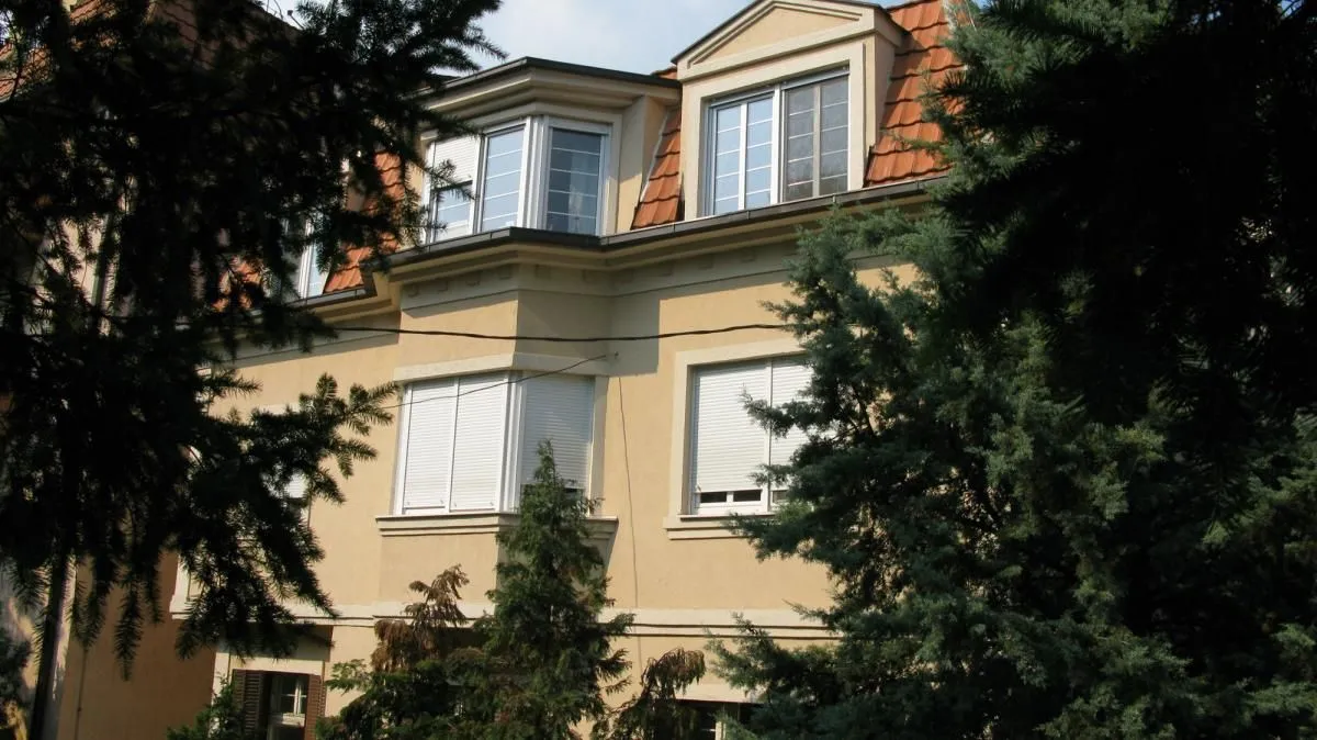 Rent, four bedroom apartment, 147m², Savski Venac, Beograd