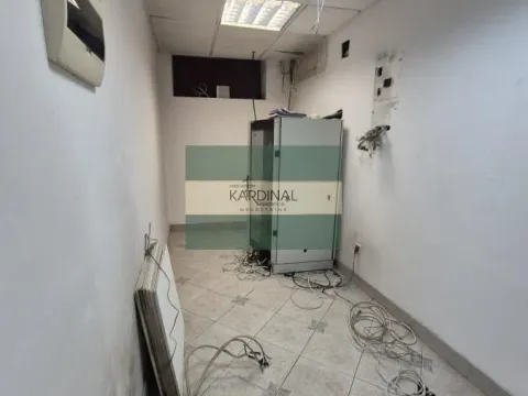 Rent, office space, 326m², Centar, Jagodina - image 7