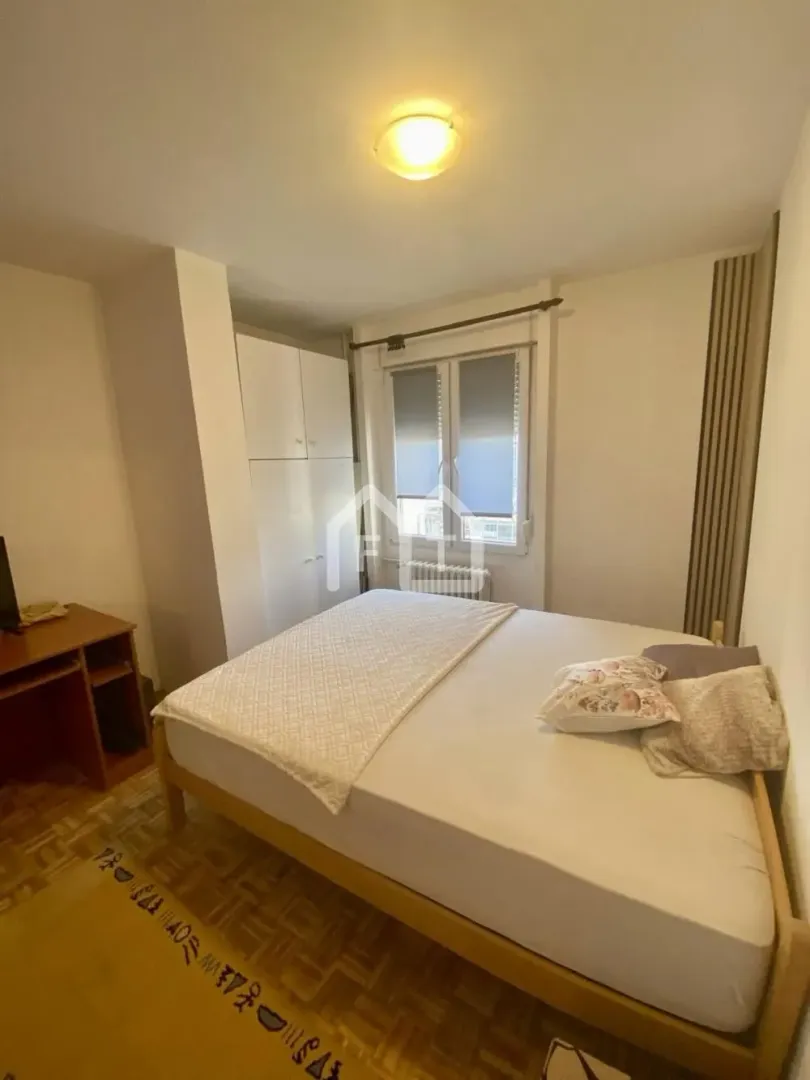 Izdavanje, trosoban stan, 92m², Novi Beograd Sve Podlokacije, Beograd