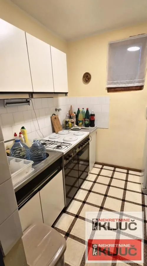 Prodaja, kuća, 63m², Rakovac, Novi Sad Sve Podlokacije