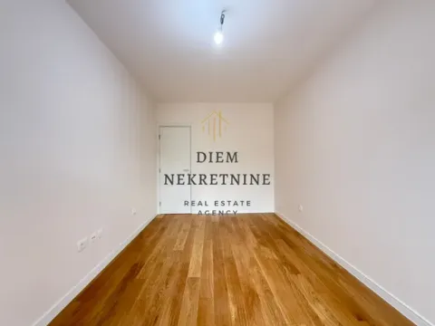 Rent, two bedroom apartment, 72m², Central Point, Podgorica - image 9