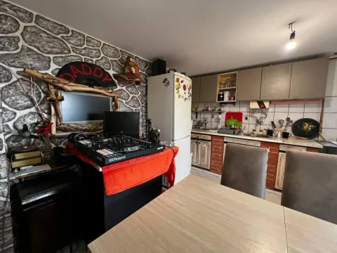 Prodaja, kuća, 139m², Petrovaradin, Novi Sad - image 30