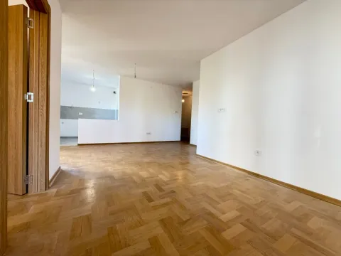 Prodaja, trosoban stan, 65m², Cvetkova Pijaca, Zvezdara Sve Podlokacije - image 3