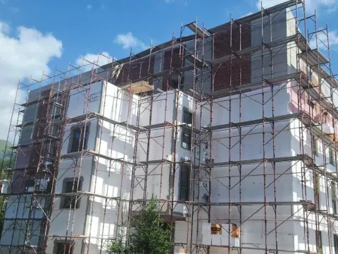 Prodaja, garsonjera, Kolašin, Crna Gora - image 3