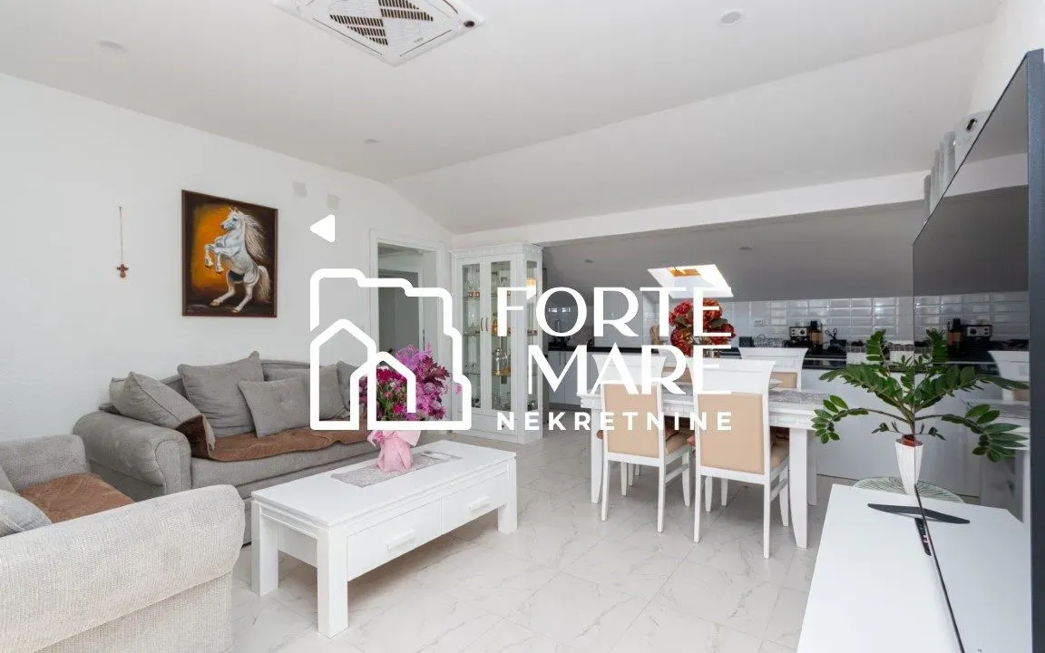 Sale, two bedroom apartment, 98m², Igalo, Herceg Novi