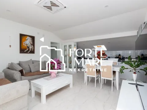 Prodaja, dvosoban stan, 98m², Igalo, Herceg Novi - image 1