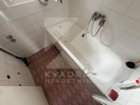 Prodaja, trosoban stan, 100m², Zagorič, Podgorica - image 12