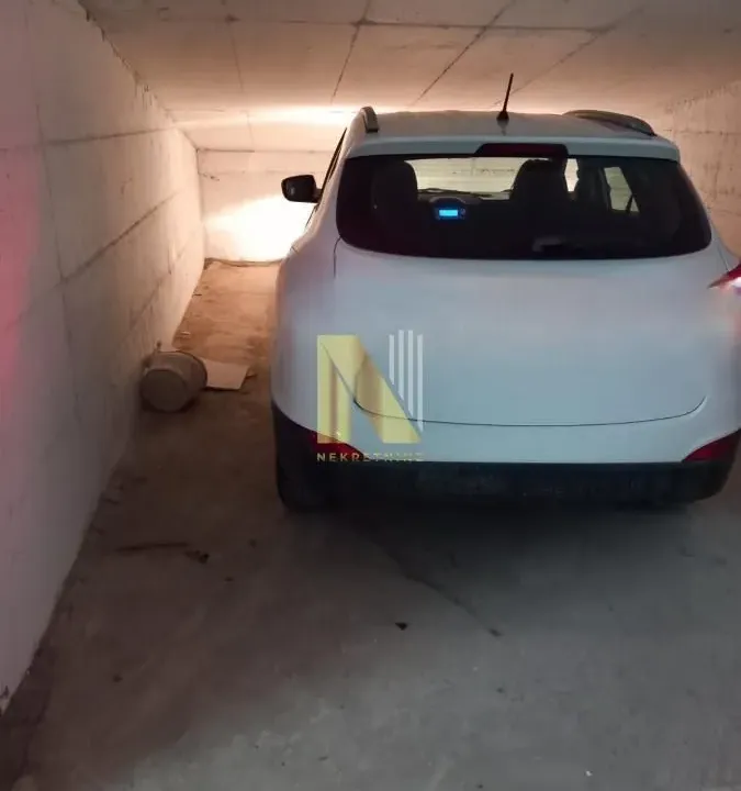 Prodaja, parking/garaža, 44m², Podbara, Novi Sad Sve Podlokacije