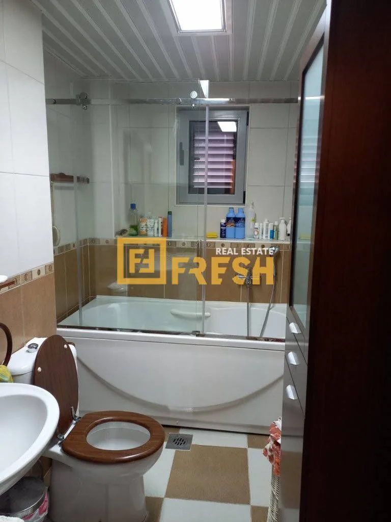 Prodaja, dvosoban stan, 80m², Budva, Crna Gora