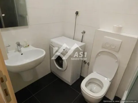 Izdavanje, jednosoban stan, 28m², Bulevar Evrope, Novi Sad Sve Podlokacije - image 8