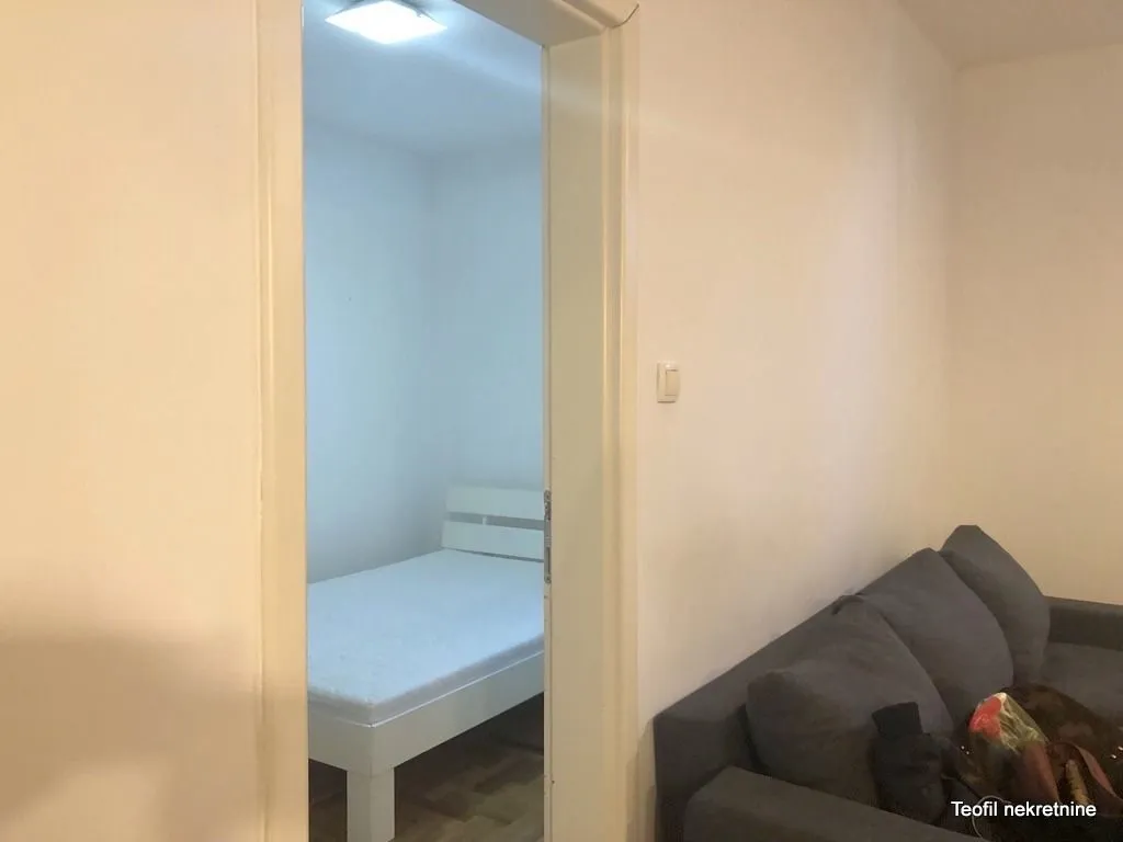 Prodaja, dvosoban stan, 46m², Zemun Gornji Grad, Zemun Sve Podlokacije
