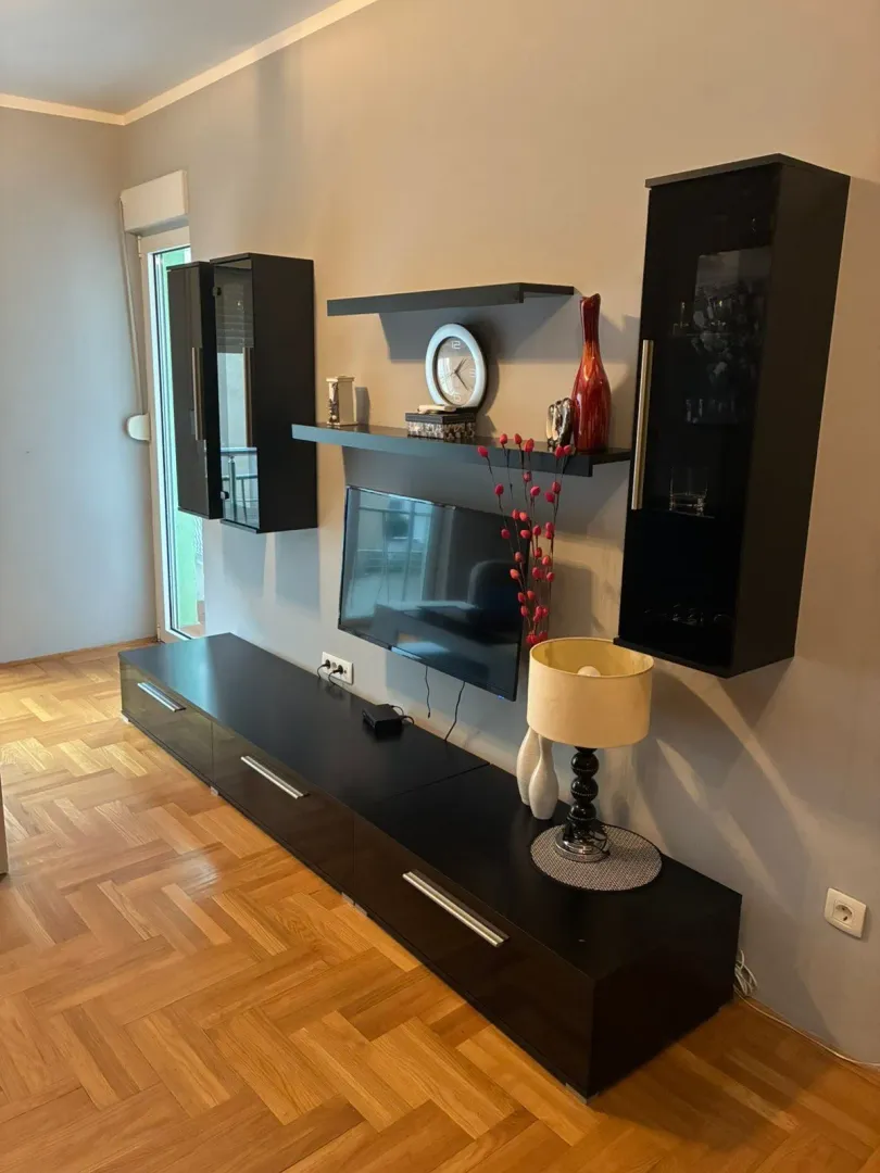 Rent, one bedroom apartment, 45m², Budva, Crna Gora