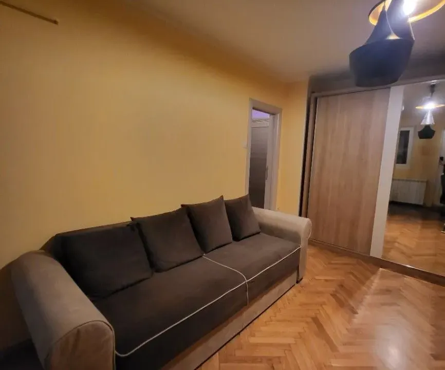 Prodaja, jednosoban stan, 31m², Bulevar Oslobodjenja, Novi Sad Sve Podlokacije