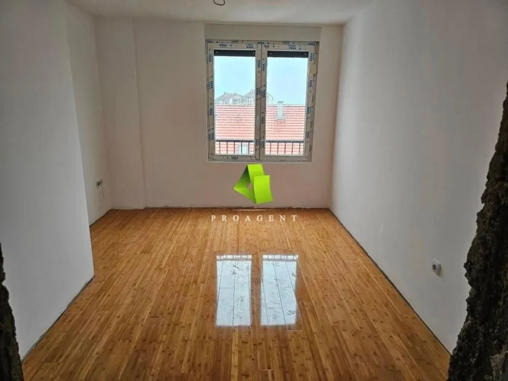 Prodaja, trosoban stan, 113m², Pantelej, Niš