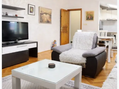 Prodaja, dvosoban stan, 77m², Ljubović, Podgorica - image 1