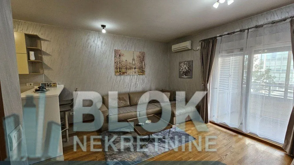 Rent, one bedroom apartment, 51m², City Kvart, Podgorica
