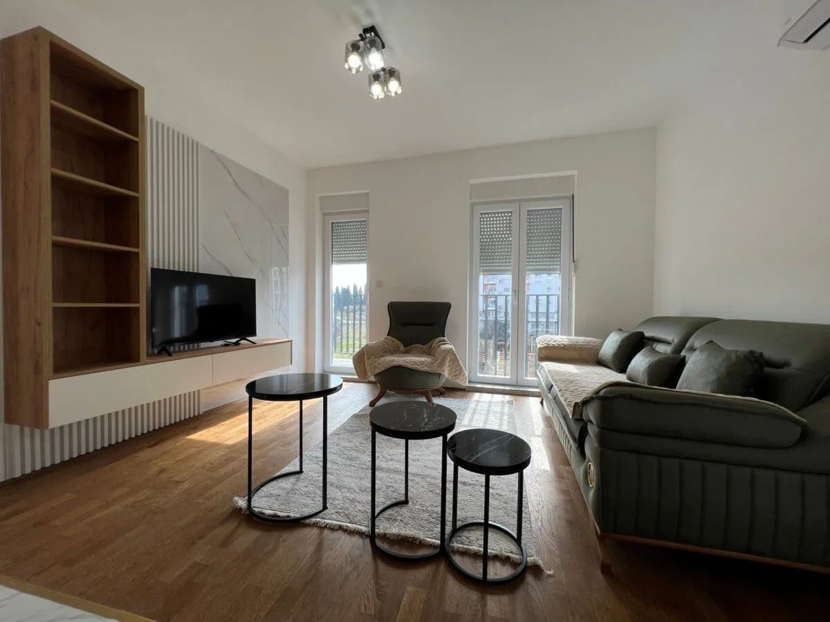 Prodaja, jednosoban stan, 42m², Kruševac, Podgorica