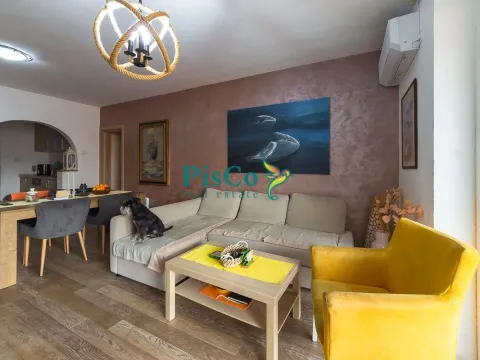Sale, two bedroom apartment, 76m², Gintaš, Podgorica - image 1