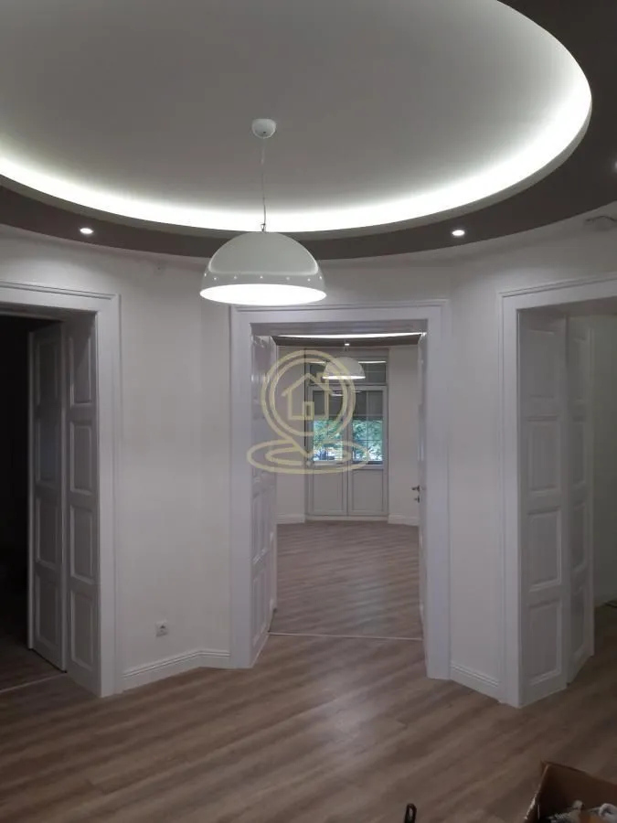 Rent, office space, 130m², Vračar Hram, Vračar Sve Podlokacije