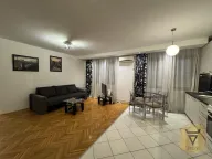 Izdavanje, trosoban stan, 70m², Obilićev Venac, Beograd - image 1