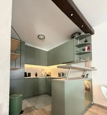 Izdavanje, jednosoban stan, 60m², Blok 5, Podgorica