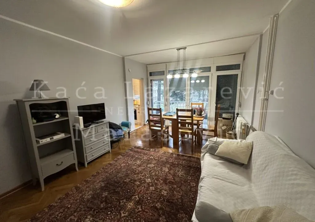 Rent, two bedroom apartment, 51m², Šumice, Beograd