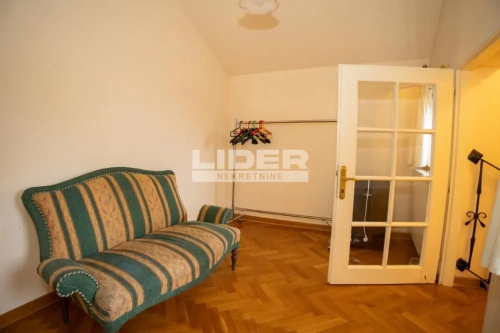 Rent, apartment, 150m², Stari Grad, Beograd