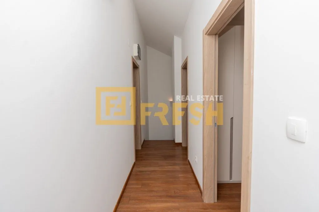 Rent, four bedroom apartment, 127m², Master Kvart, Podgorica