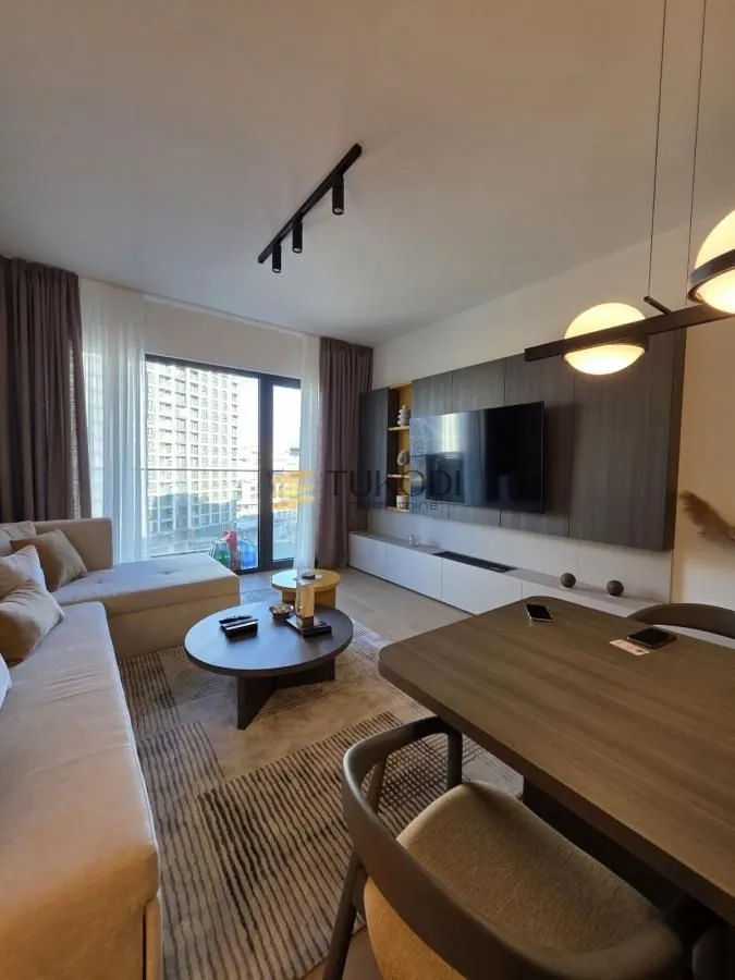 Izdavanje, dvosoban stan, 54m², Savski Venac, Beograd