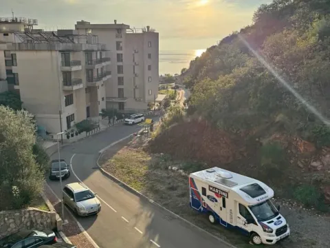 Sale, two bedroom apartment, 76m², Pržno, Budva - image 10