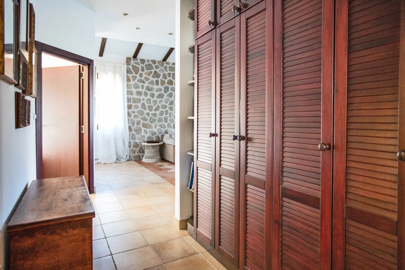 Prodaja, dvosoban stan, 101m², Kostanjica, Kotor