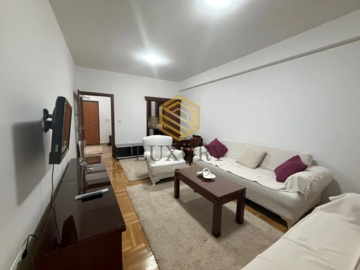 Rent, one bedroom apartment, 52m², Stari Aerodrom, Podgorica