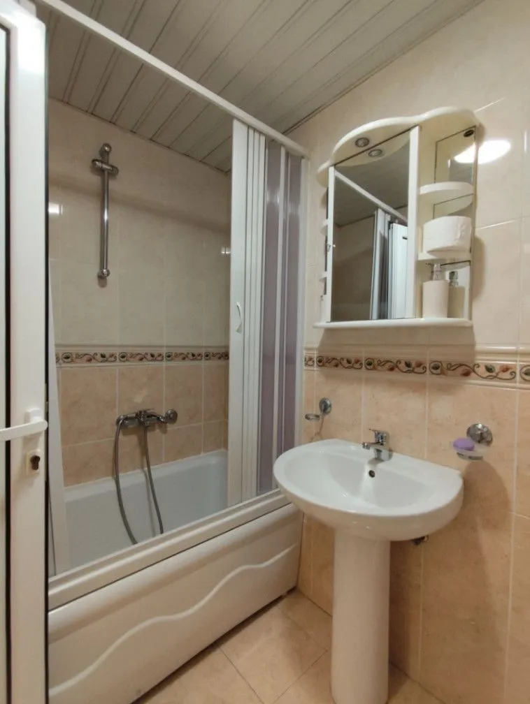 Rent, one bedroom apartment, 54m², Centar, Bar