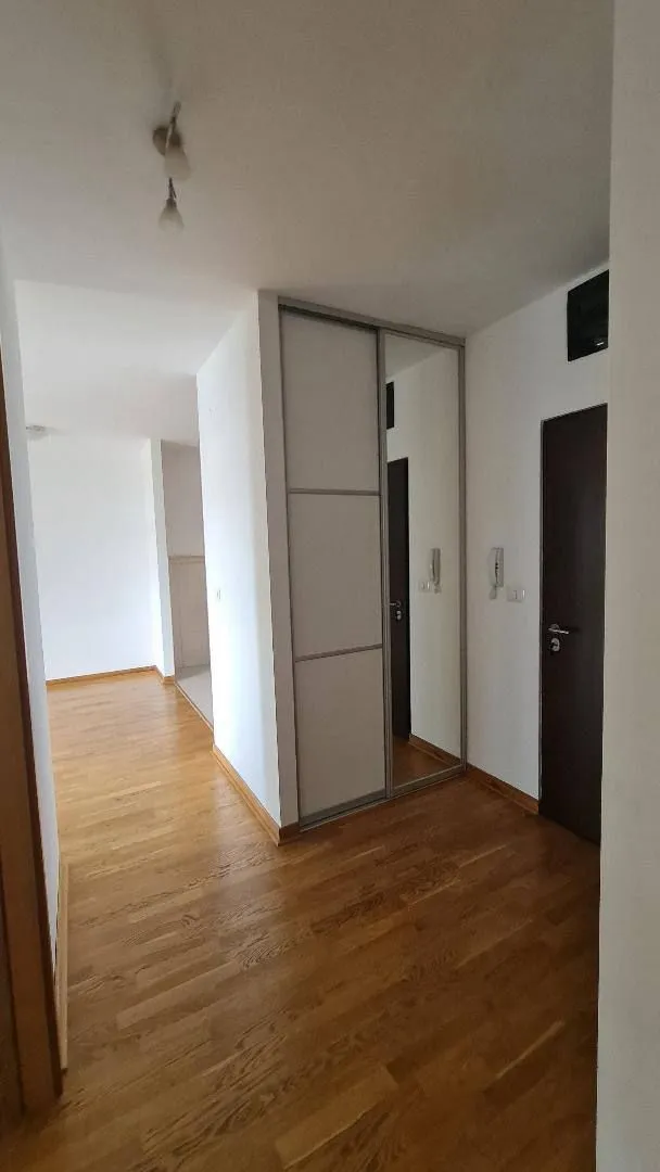 Rent, two bedroom apartment, 68m², City Kvart, Podgorica