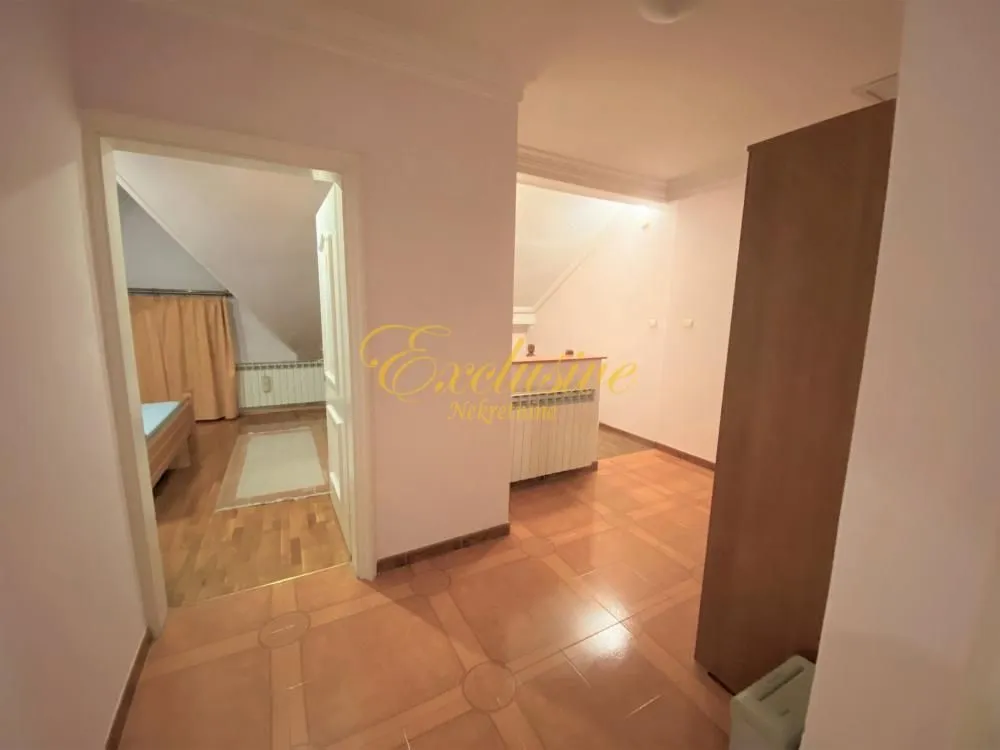 Sale, house, 365m², Čukarica, Beograd