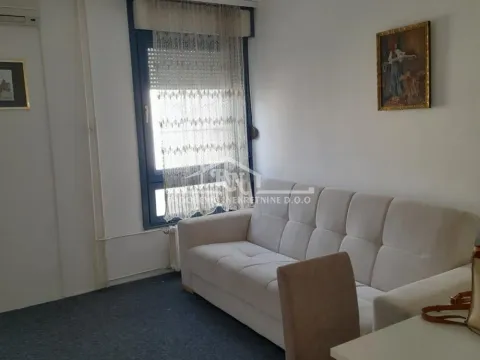 Rent, one bedroom apartment, 29m², Čukarička Padina, Beograd - image 2