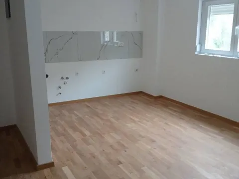 Prodaja, jednosoban stan, 46m², Bečići, Budva - image 5