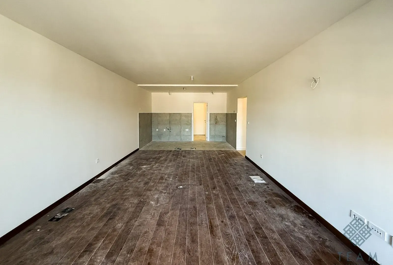 Prodaja, trosoban stan, 127m², Tološka šuma, Podgorica