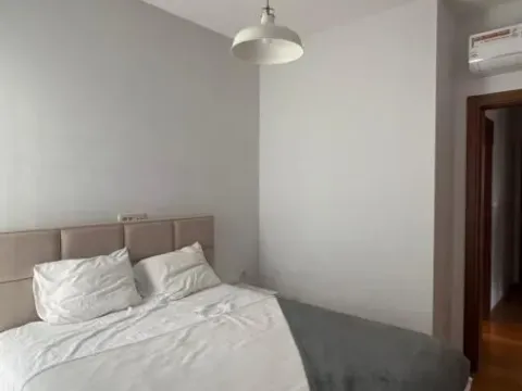 Izdavanje, trosoban stan, 115m², Centar, Tivat - image 8