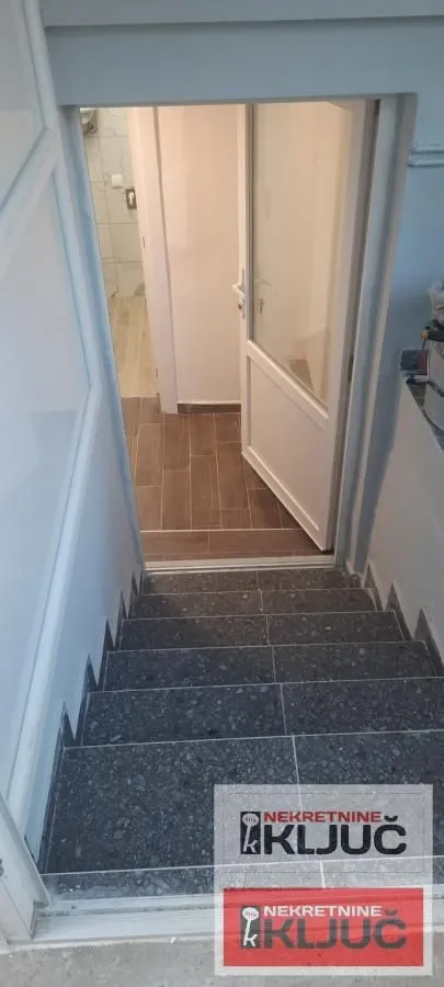 Prodaja, garsonjera, 28m², Adice, Novi Sad Sve Podlokacije