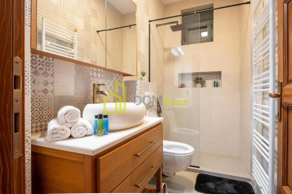 Sale, house, 270m², Bar, Crna Gora