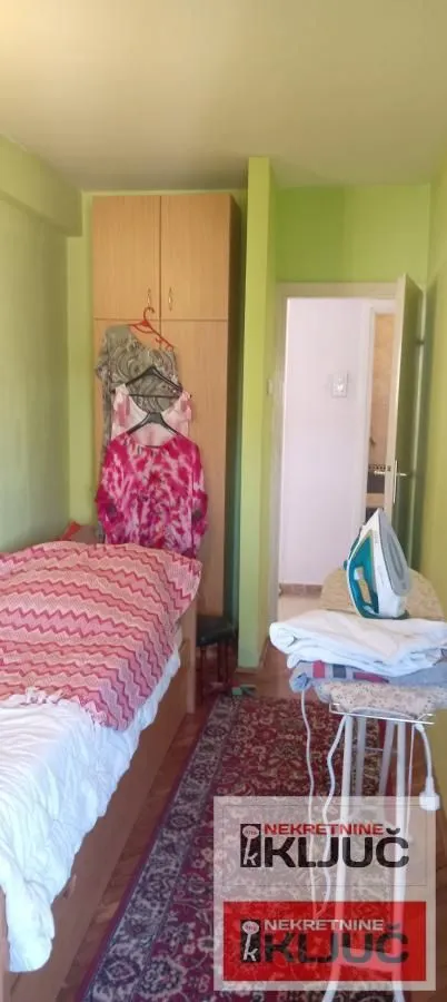 Prodaja, trosoban stan, 70m², Bulevar Oslobodjenja, Novi Sad Sve Podlokacije