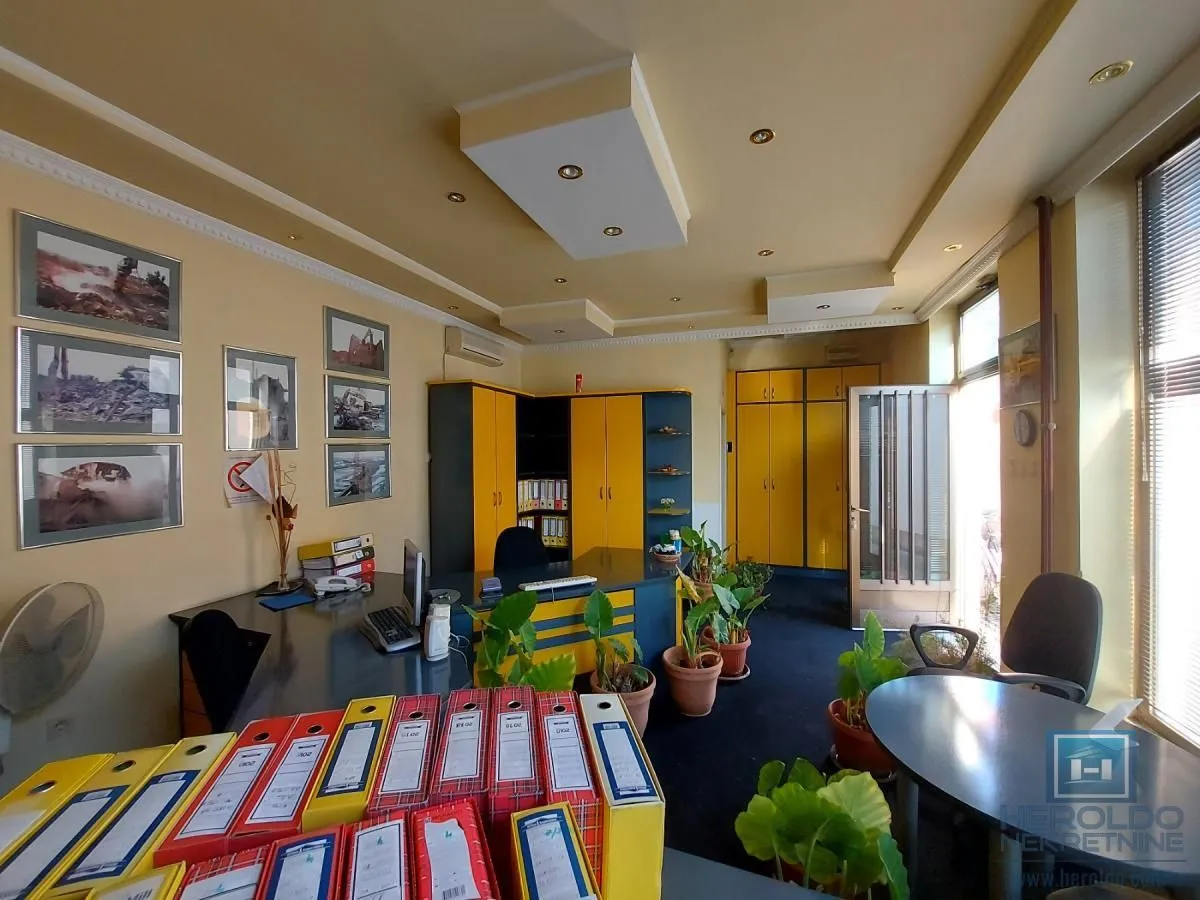 Rent, office space, 50m², Centar, Jagodina